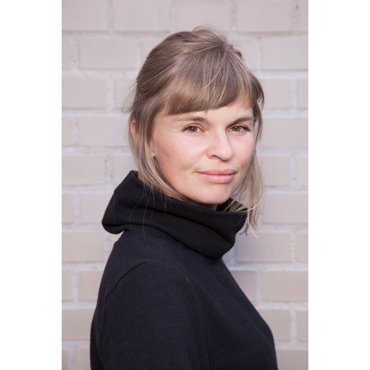 Schnittmuster Shirt Matice: Detail aufgestellter Kragen