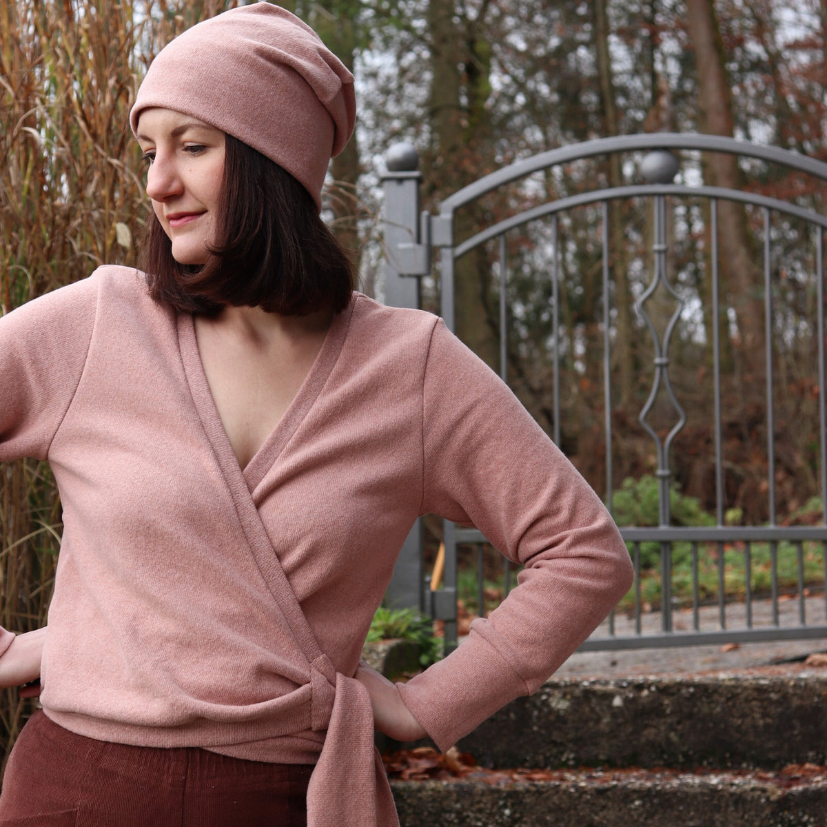 Schnittmuster Wickeljacke Douceur genäht von Loreen aus Bono Strick von Swafing in Größe 32 (Brustumfang 86cm, Taillenumfang 72cm, Oberarmumfang 30cm, Armlänge 55cm)
