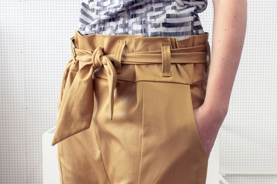 Stoffgürtel mit Schräge nähen, Stoffgürtel nähen, Stoffgürtel selber nähen, Gürtel aus Stoff nähen