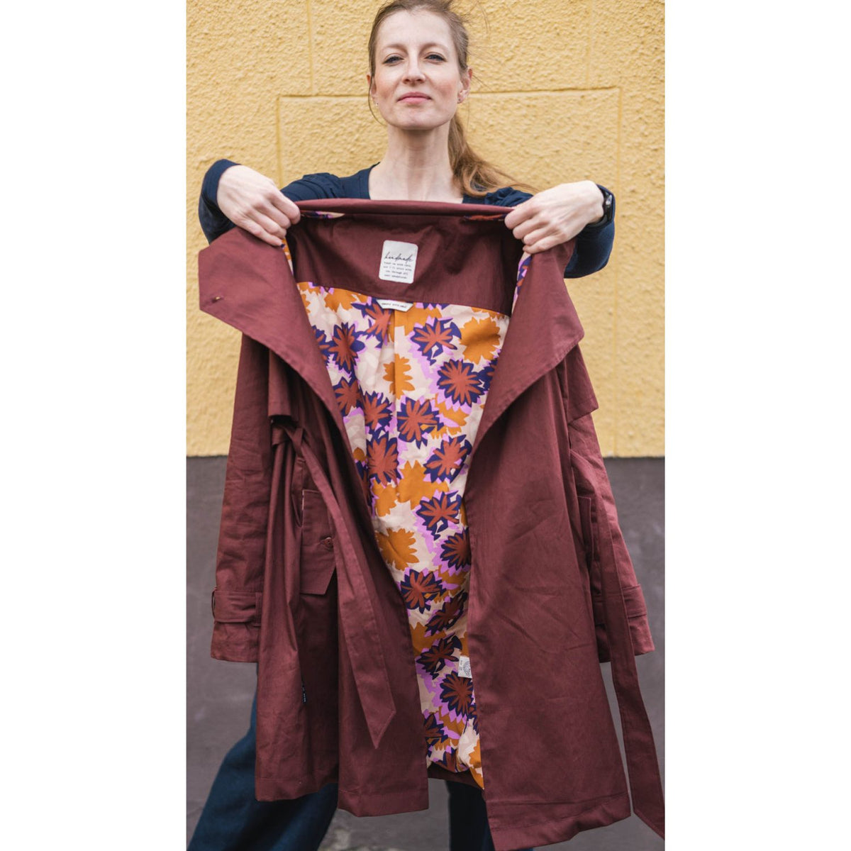 Mantel Coquille (Trenchcoat) mit Blumenfutter genäht von @jule_imaginative